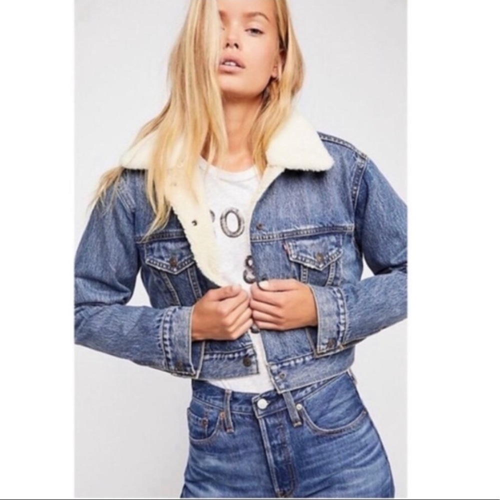 CLOSET CLEAN-PUT! Levi’s Cropped Jean Jacket